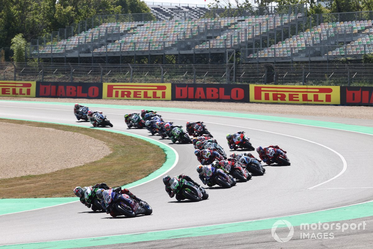 Toprak Razgatlioglu, PATA Yamaha WorldSBK Team, Jonathan Rea, Kawasaki Racing Team WorldSBK, Alex Lowes, Kawasaki Racing Team WorldSBK