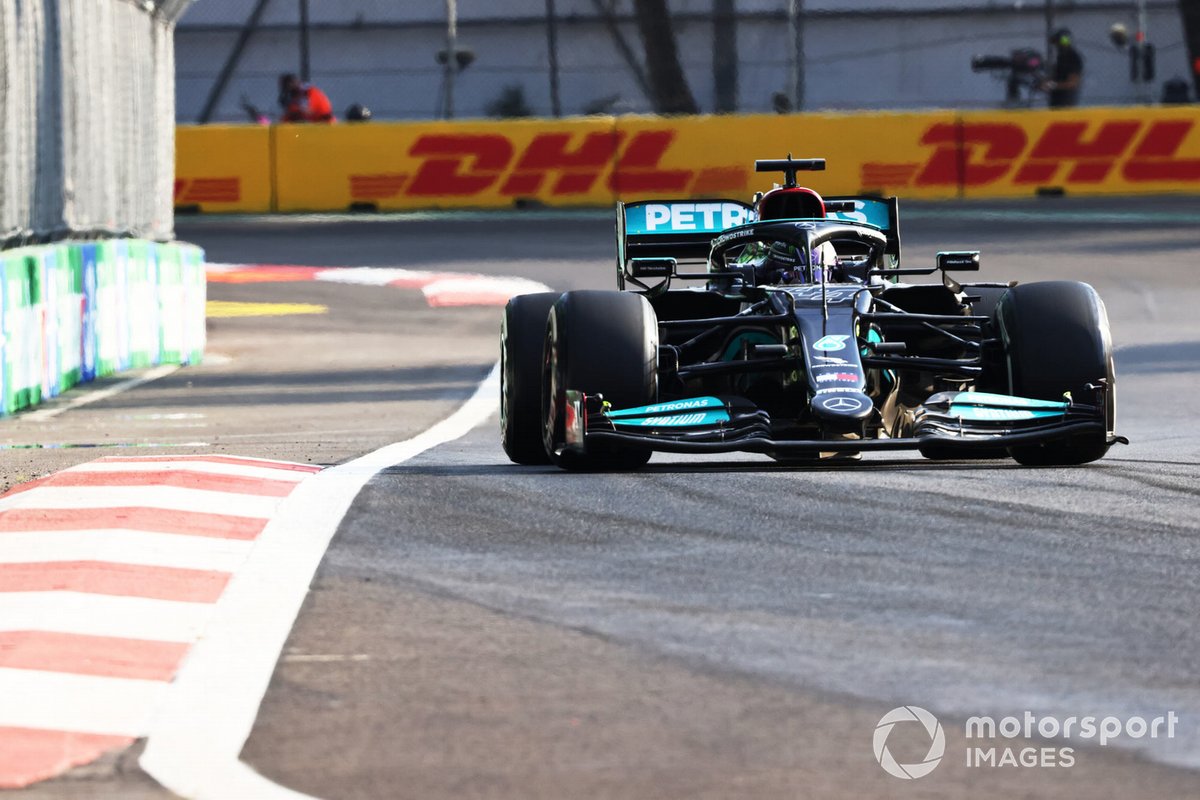 Lewis Hamilton, Mercedes W12