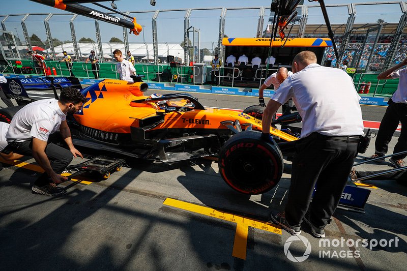 Carlos Sainz Jr., McLaren MCL34