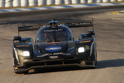 #10 Wayne Taylor Racing Cadillac DPi: Ricky Taylor, Jordan Taylor, Alex Lynn