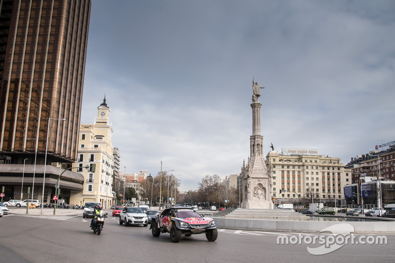 Карлос Сайнс, Лукас Крус, Peugeot Sport, у Мадриді