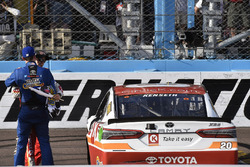 1. Matt Kenseth, Joe Gibbs Racing Toyota, mit Kyle Busch, Joe Gibbs Racing Toyota