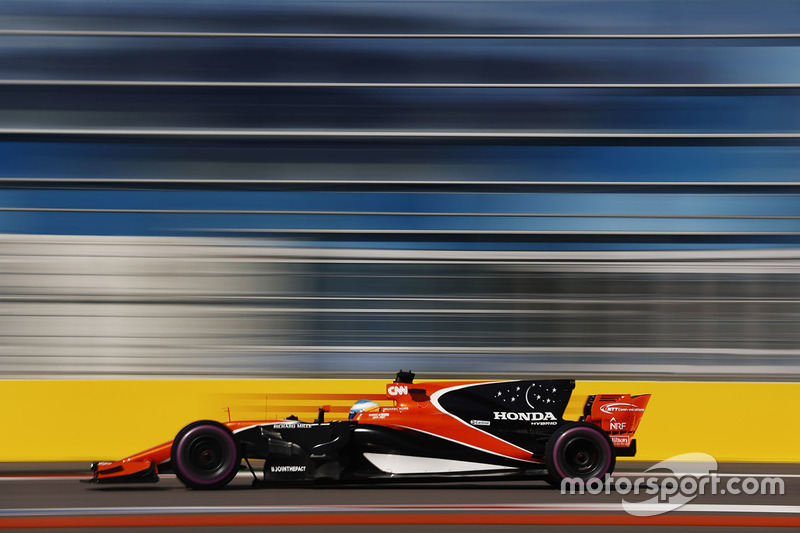 15. Fernando Alonso, McLaren MCL32