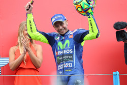 Podio: ganador de la carrera Valentino Rossi, Yamaha Factory Racing