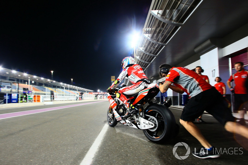 Lorenzo Savadori, Milwaukee Aprilia