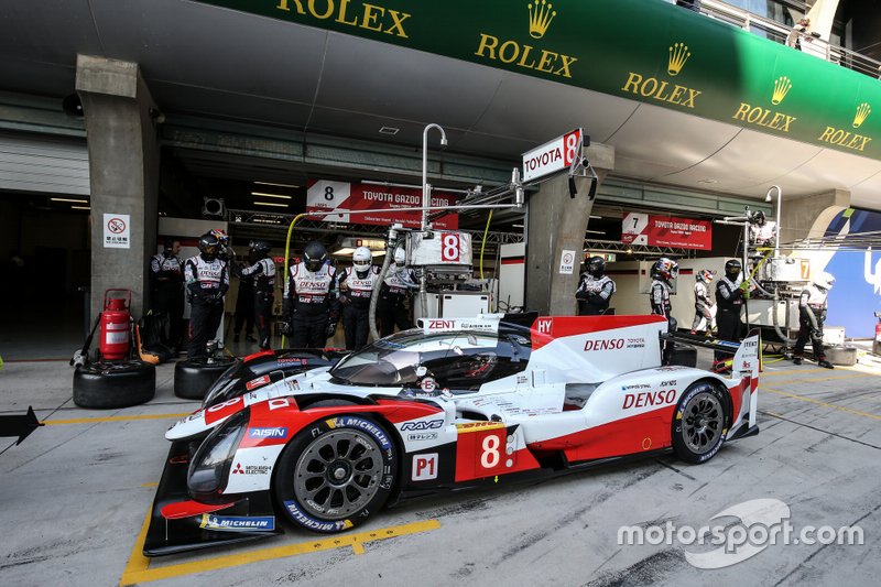 #8 Toyota Gazoo Racing Toyota TS050 - Hybrid: Sébastien Buemi, Kazuki Nakajima, Brendon Hartley