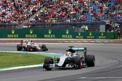 Lewis Hamilton, Mercedes AMG F1 W07 Hybrid