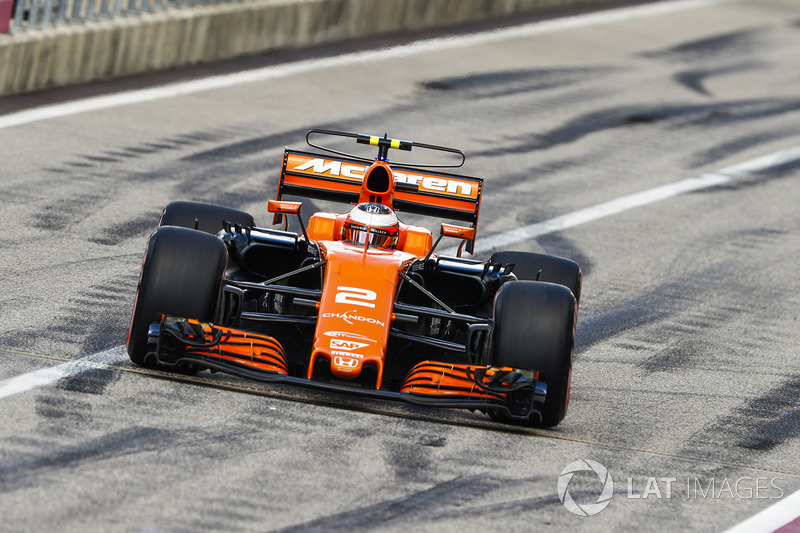 Stoffel Vandoorne, McLaren MCL32 (P)
