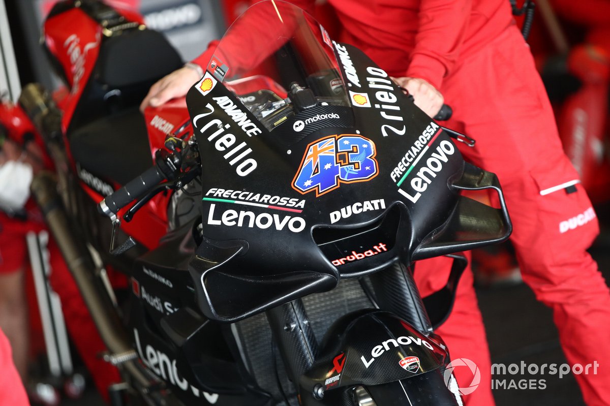 Jack Miller, Ducati Team, saat tes pramusim di Jerez, Spanyol. Selain aerodinamika, mesin Ducati Desmosedici mungkin juga akan dikembangkan lagi untuk 2022.
