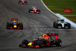 Daniel Ricciardo, Red Bull Racing RB12, Nico Rosberg, Mercedes AMG F1 W07 Hybrid and Max Verstappen,