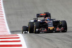 Daniil Kvyat, Scuderia Toro Rosso STR11