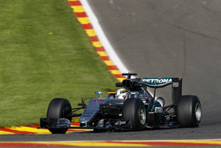 Льюіс Хемілтон, Mercedes AMG F1 W07 Hybrid