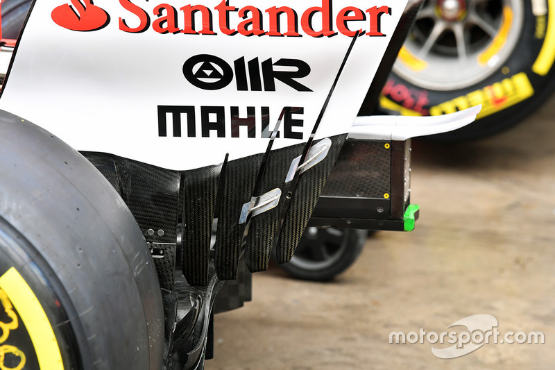 Ferrari SF70H arka kanat detay