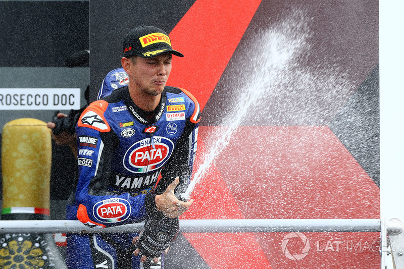 Podio: il vincitore della gara Michael van der Mark, Pata Yamaha