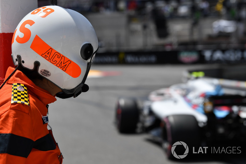 Сергій Сироткін, Williams FW41, маршал