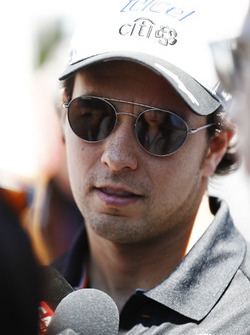 Sergio Pérez, Force India, con los medios