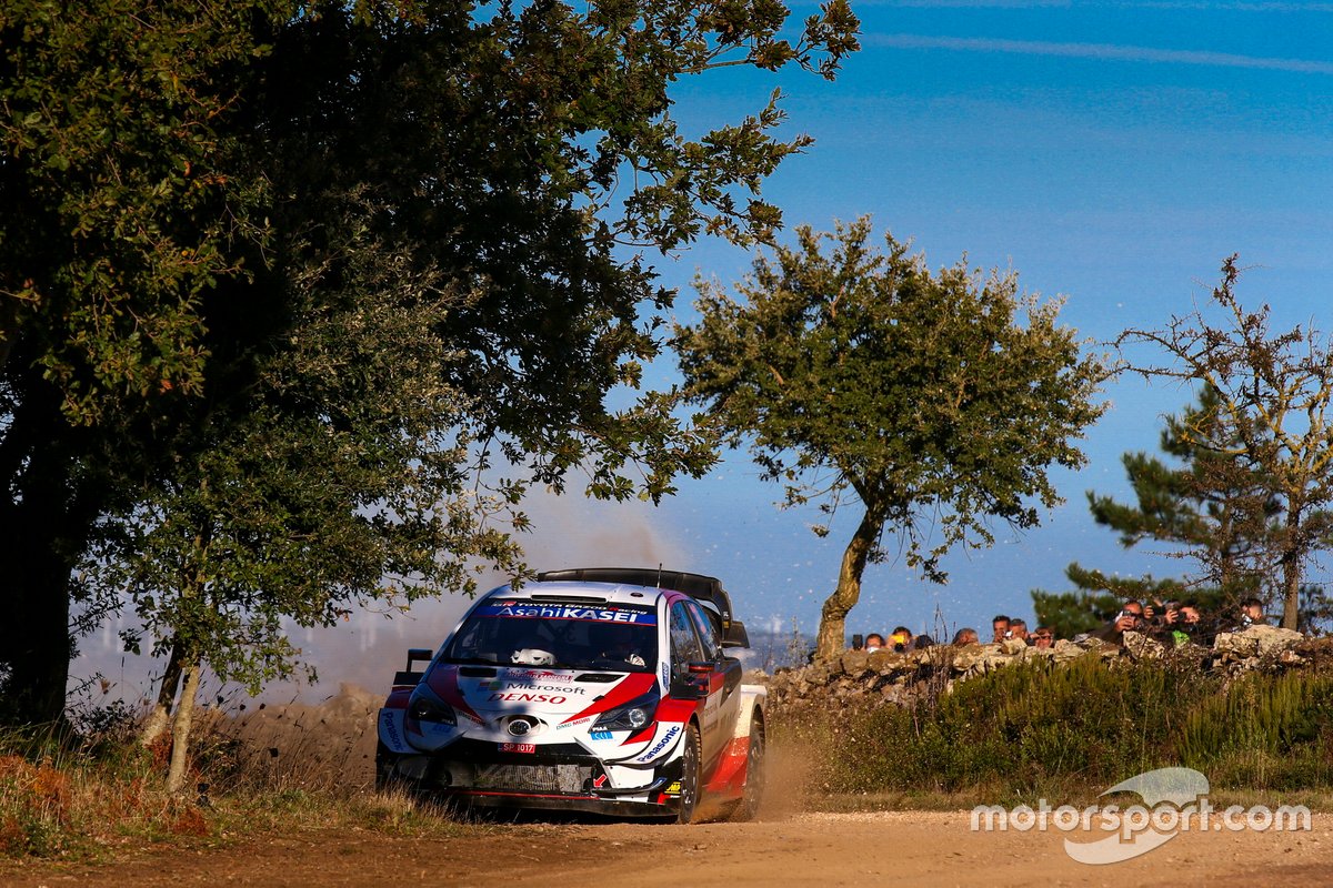 Elfyn Evans, Scott Martin, Toyota Gazoo Racing WRT Toyota Yaris WRC pada ajang Reli Italia (Sardinia)