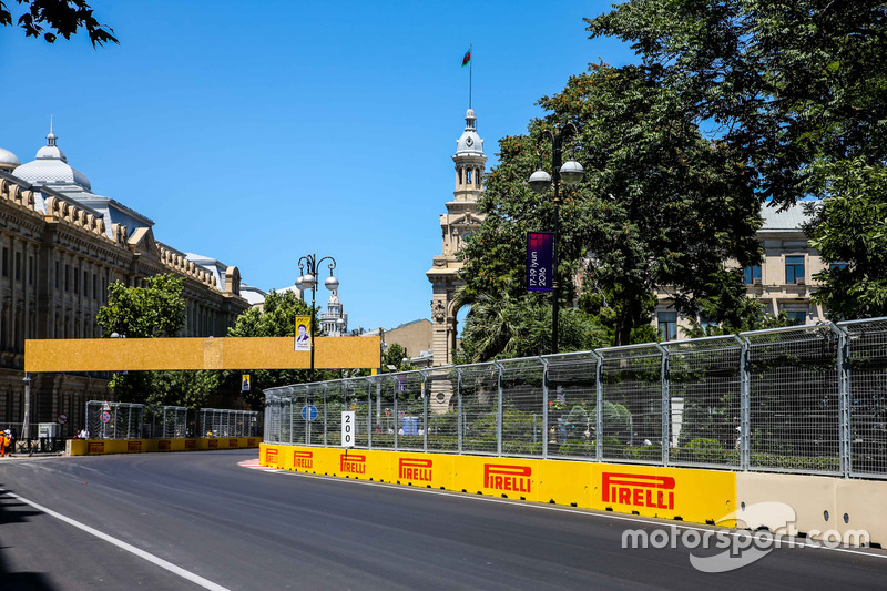 Circuito cittadino di Baku, la curva 14