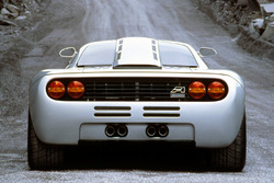 McLaren F1 Clinic Model