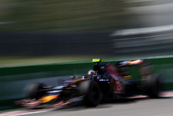 Carlos Sainz, Scuderia Toro Rosso