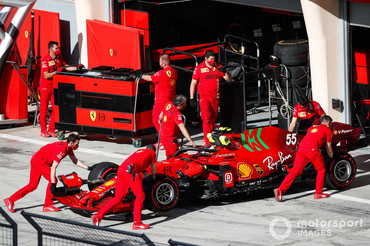 Carlos Sainz Jr., Ferrari SF21
