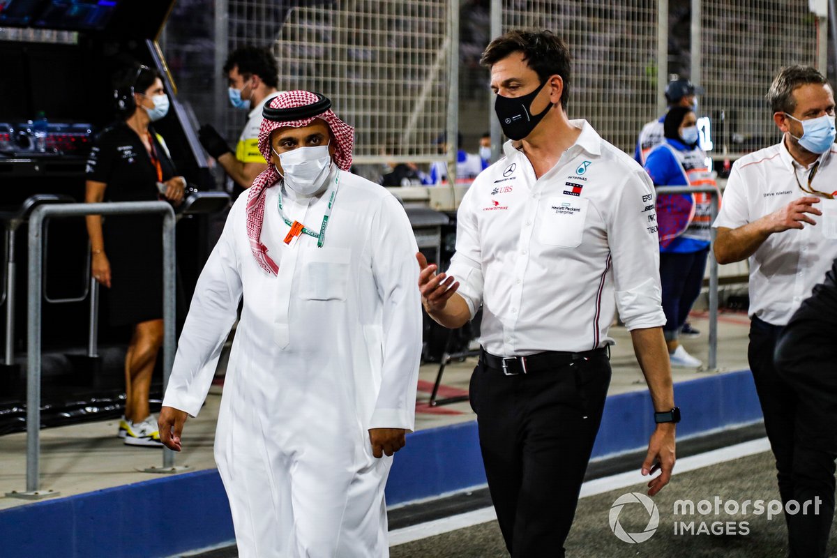 Prince Khalid Bin Sultan Al Faisal, president of the Saudi Arabian motorsport federation, and Toto Wolff, Executive Director - Business, Mercedes AMG, on the grid