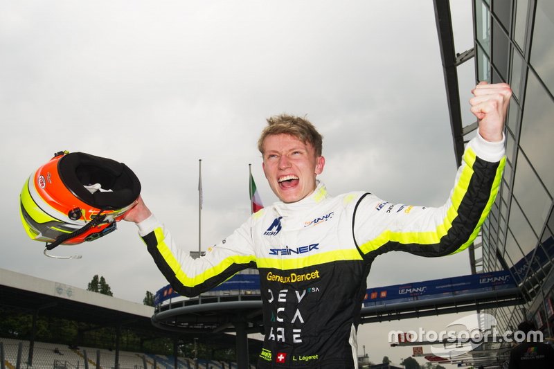 #19 M Racing Norma M 30 Nissan: Lucas Legeret