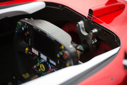 Sebastian Vettel, Ferrari SF16-H stuurwiel en cockpit, met als bijnaam Margherita