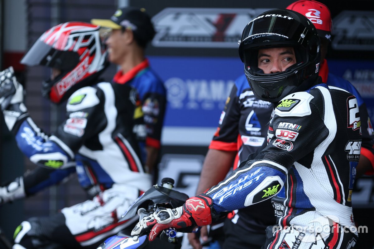 Gupita Kresna, 4S1M Racing Team