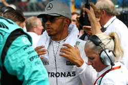 Льюіс Хемілтон, Mercedes AMG F1 W07