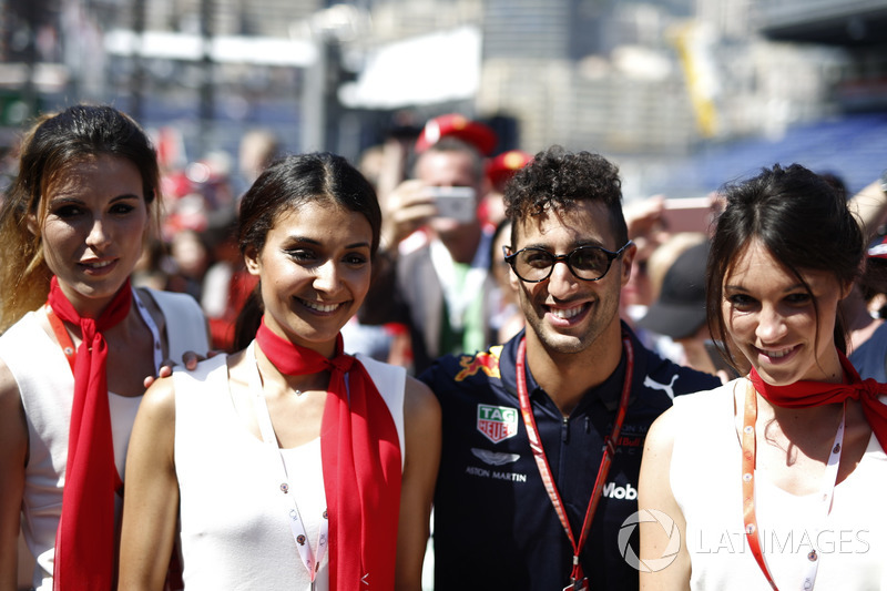 Daniel Ricciardo, Red Bull Racing et des Monaco GP Girls
