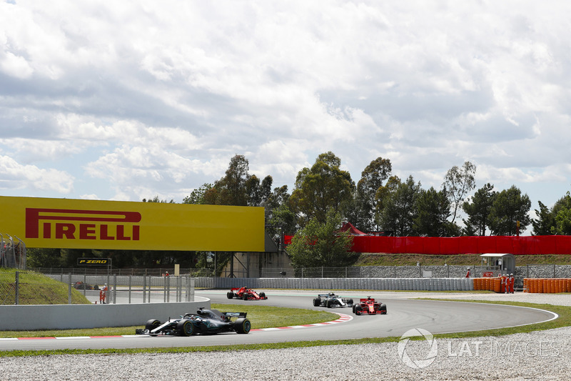 Льюіс Хемілтон, Mercedes AMG F1 W09, Себастьян Феттель, Ferrari SF71H, Валттері Боттас