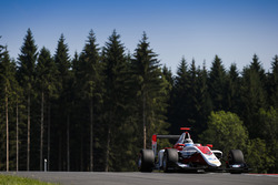 Alexander Albon, ART Grand Prix