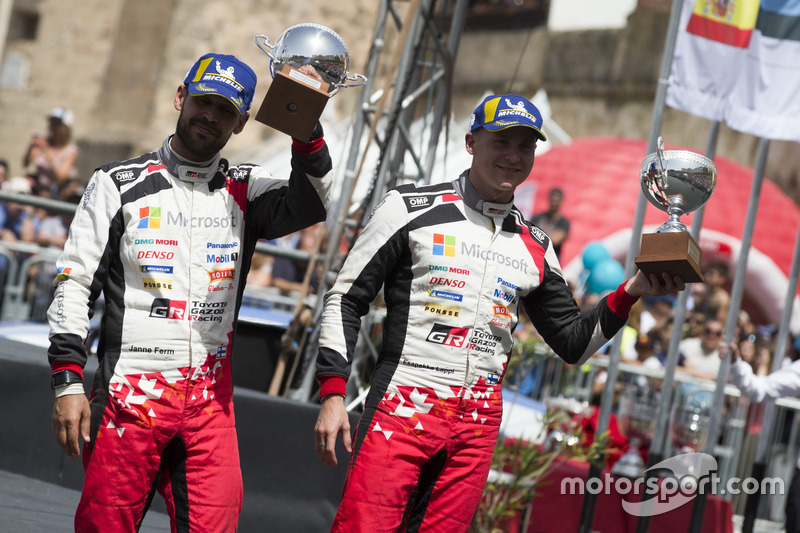 Podium: third place Esapekka Lappi, Janne Ferm, Toyota Gazoo Racing WRT Toyota Yaris WRC