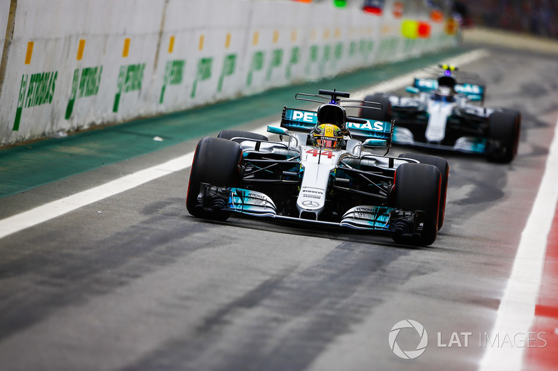 Lewis Hamilton, Mercedes AMG F1 W08, Valtteri Bottas, Mercedes AMG F1 W08, out of the pits