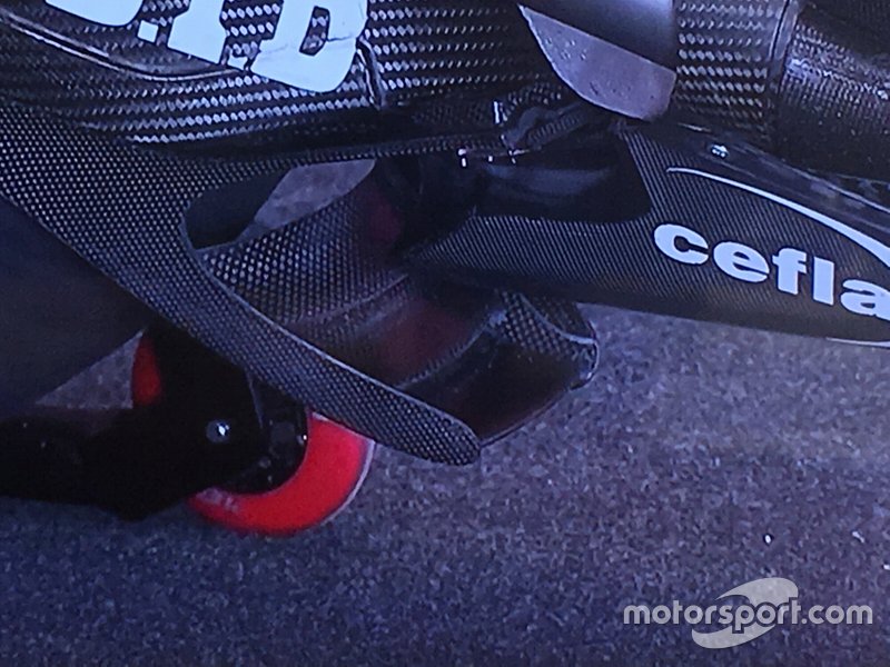 Spoiler Ducati detalle
