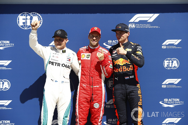Valtteri Bottas, Mercedes-AMG F1, il poleman Sebastian Vettel, Ferrari e Max Verstappen, Red Bull