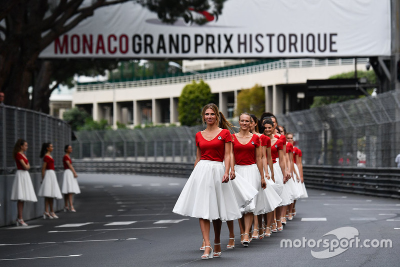 Grid girl