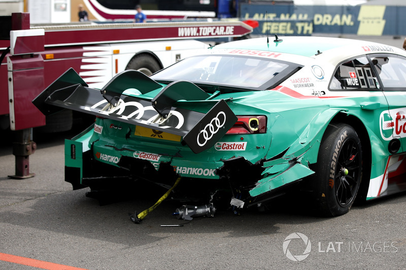 L'auto di Nico Müller, Audi Sport Team Abt Sportsline, Audi RS 5 DTM dopo l'incidente