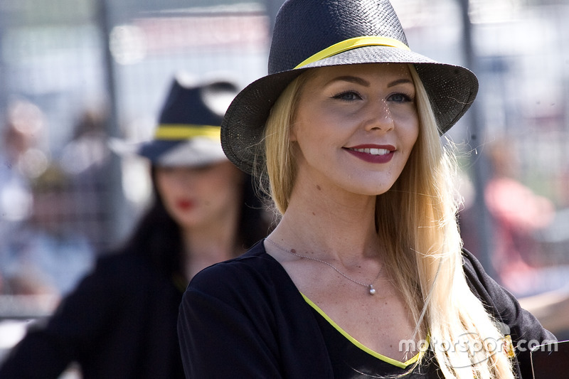 Grid girl