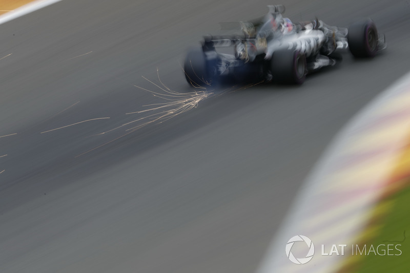 Romain Grosjean, Haas F1 Team VF-17