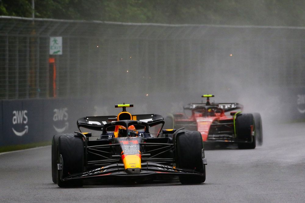 Sergio Pérez, Red Bull Racing RB19, Carlos Sainz, Ferrari SF-23