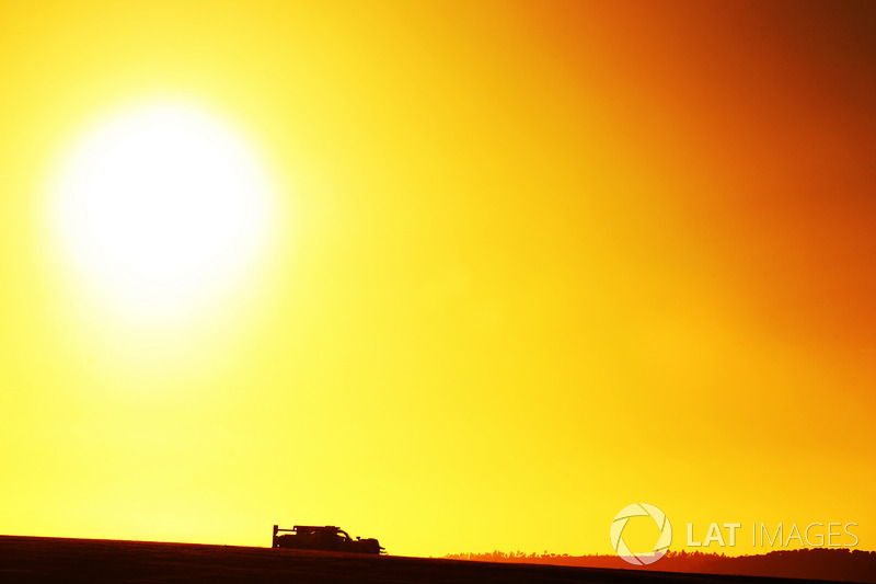 5. #21 Dragonspeed, Oreca 07 - Gibson: Henrik Hedman, Nicolas Lapierre, Ben Hanley
