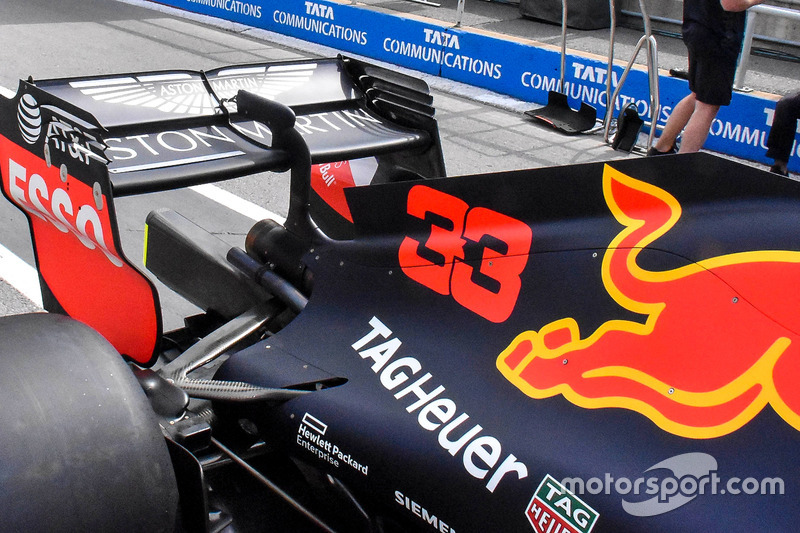 Detail sayap belakang Red Bull Racing RB14