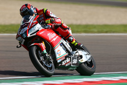Lorenzo Savadori, Milwaukee Aprilia
