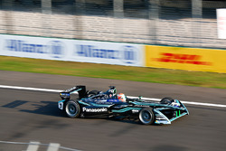 Nelson Piquet Jr., Jaguar Racing