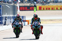 Yarış galibi Jonathan Rea, Kawasaki Racing, Tom Sykes, Kawasaki Racing