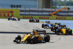 Kevin Magnussen, Renault Sport F1 Team RS16