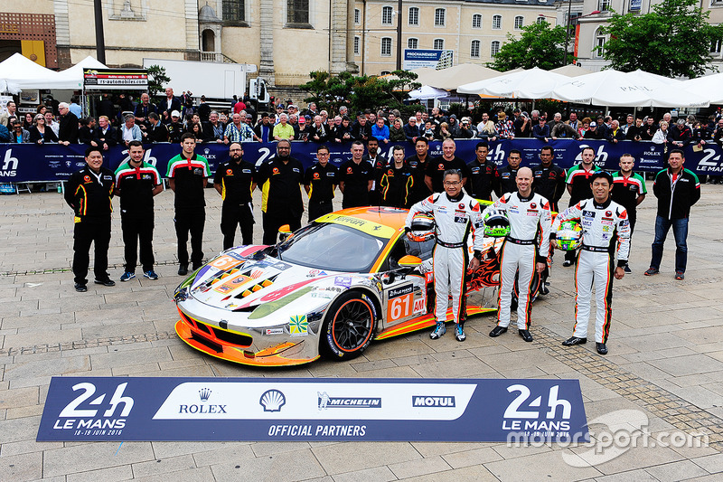 #61: Clearwater Racing
