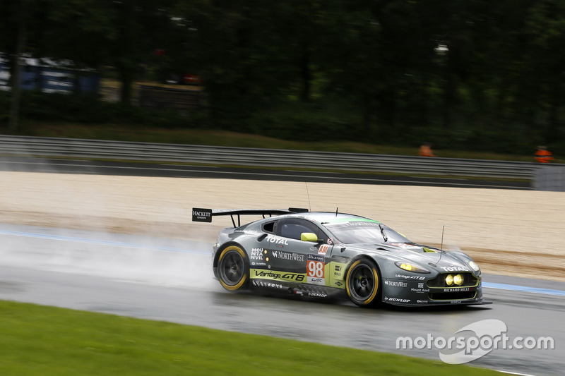 #98 Aston Martin Racing Aston Martin Vantage: Paul Dalla Lana, Pedro Lamy, Mathias Lauda